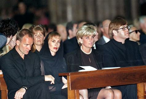 diana funerale gianni versace|versace memorial service.